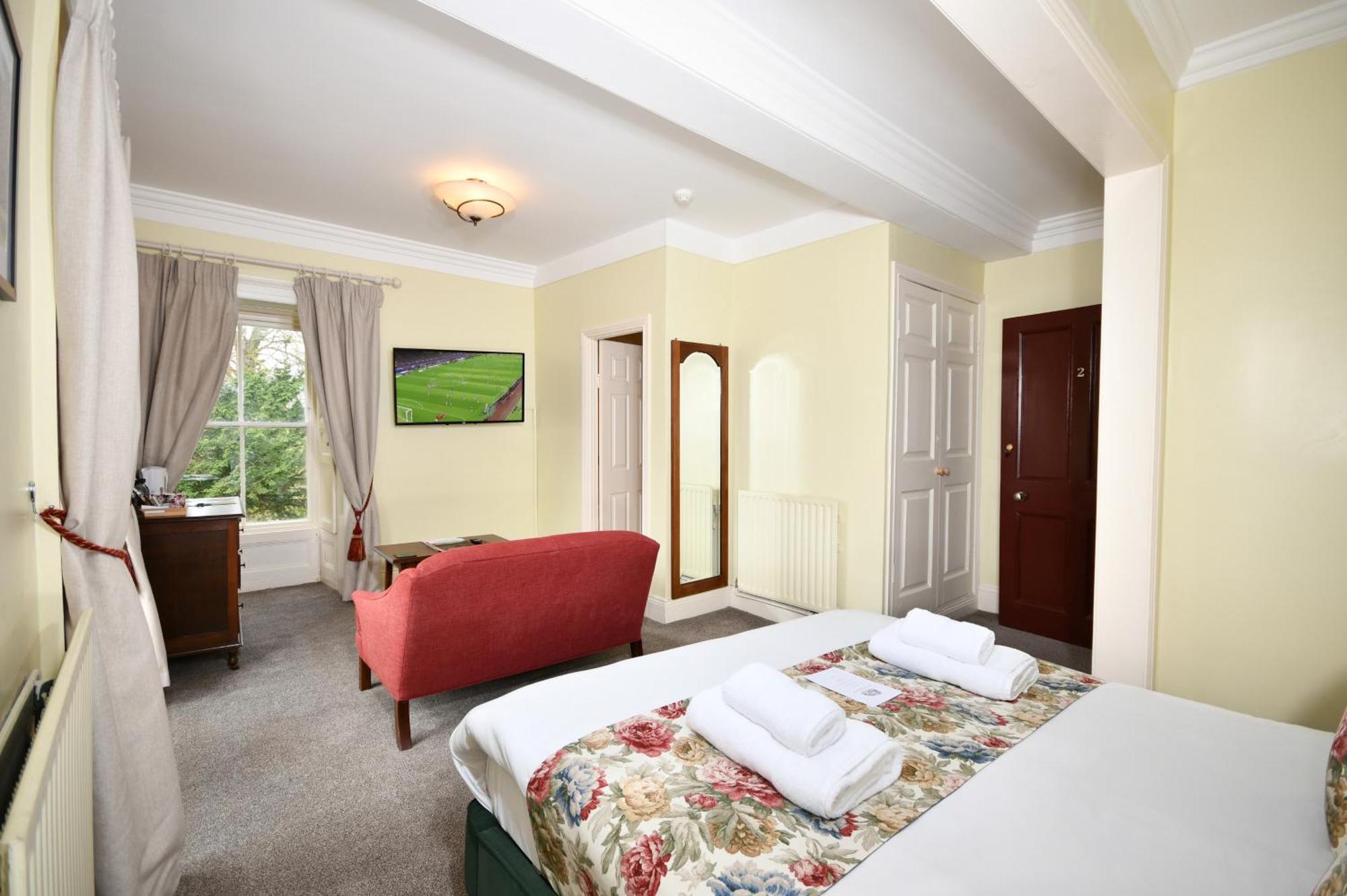 Lovelady Shield Country House Hotel Олстън Екстериор снимка