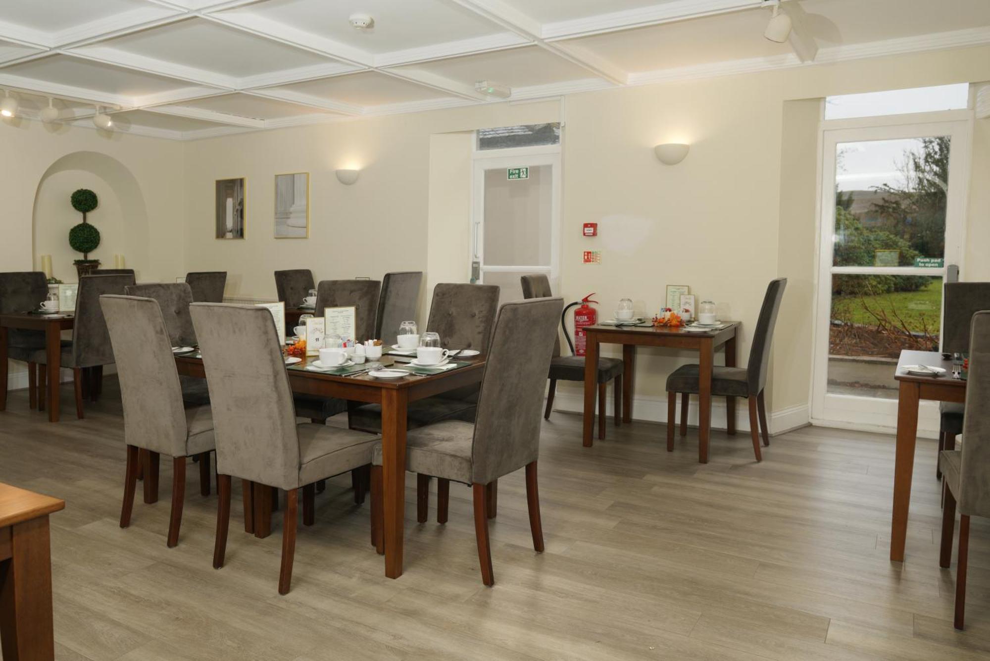 Lovelady Shield Country House Hotel Олстън Екстериор снимка
